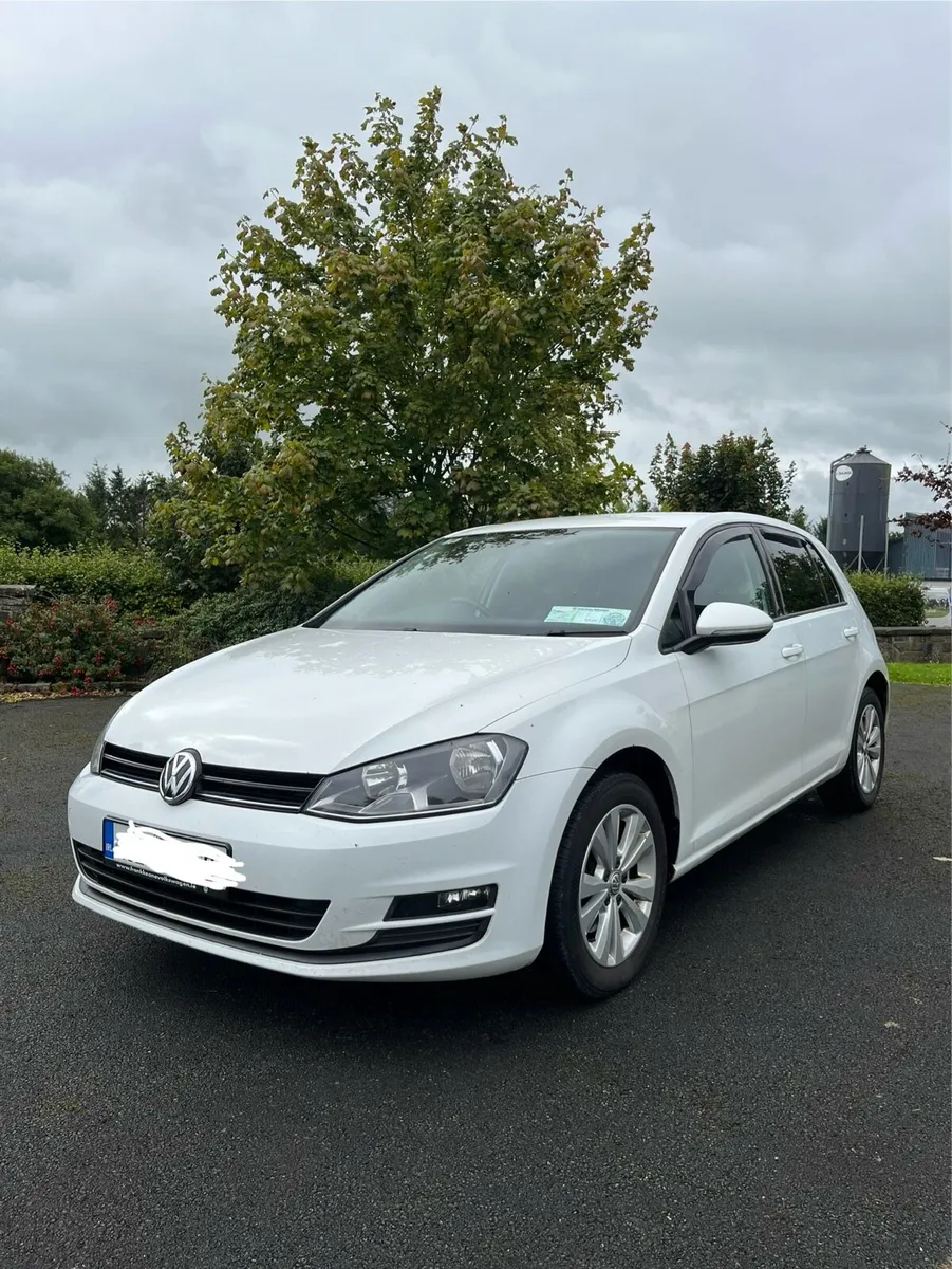 Volkswagen Golf Trendline 1.6 TDI (162) - Image 1