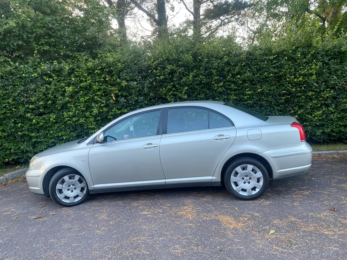 Toyota avensis - Image 3