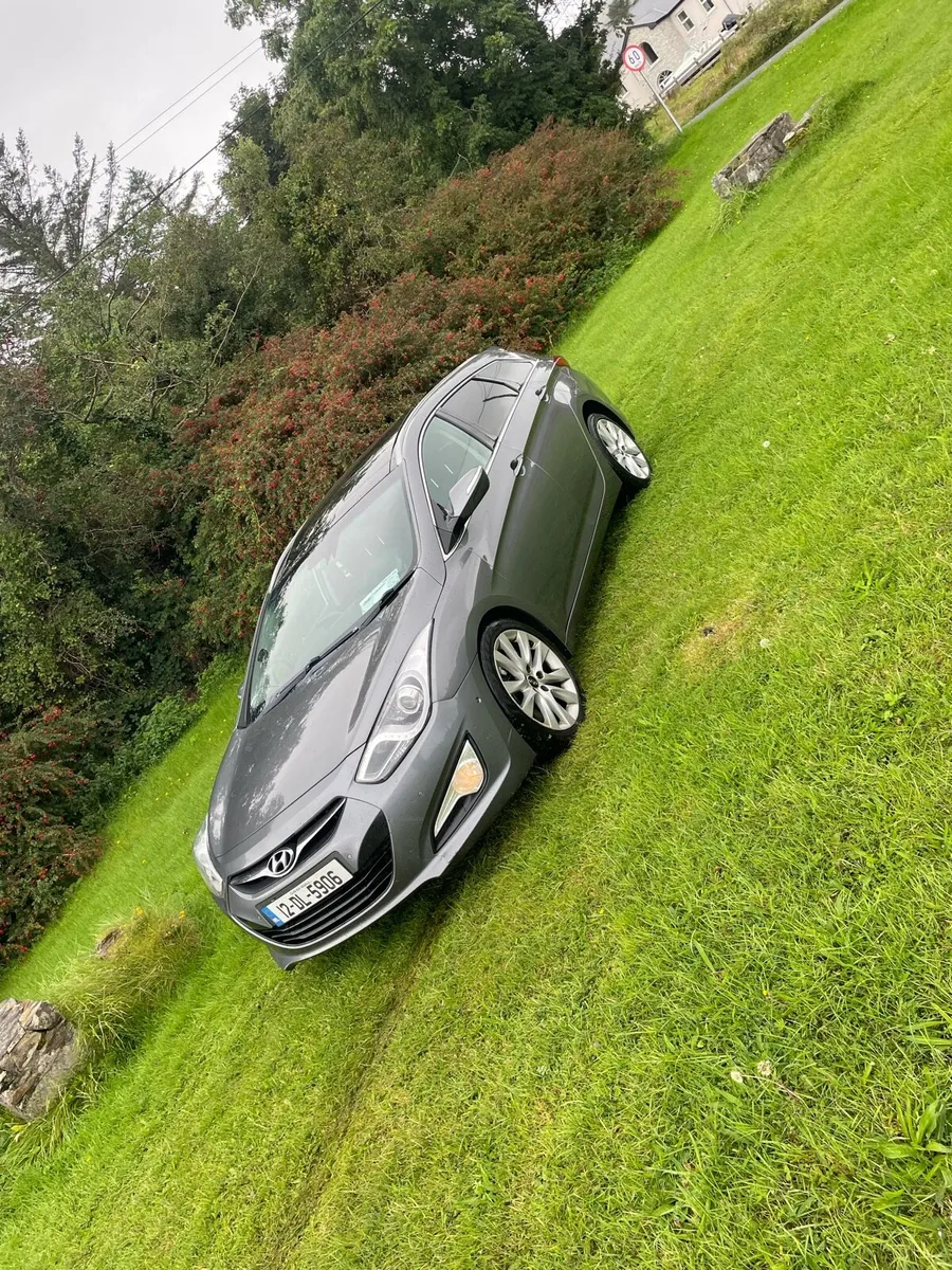 Hyundai i40- New Nct and Top Spec - Image 2