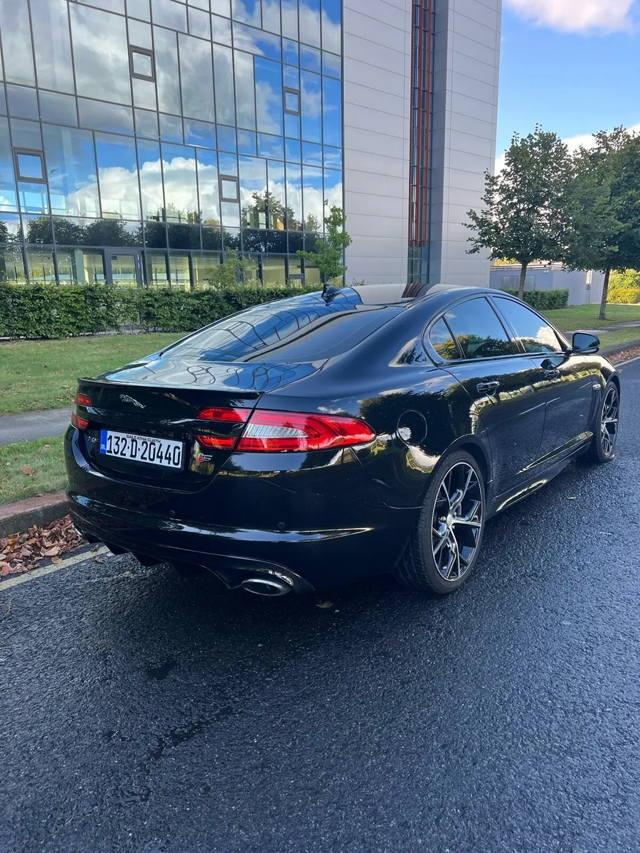 Jaguar XF S-Portfolio V6 - Image 4