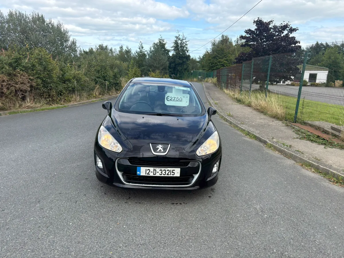 12 PEUGEOT 308 - Image 4
