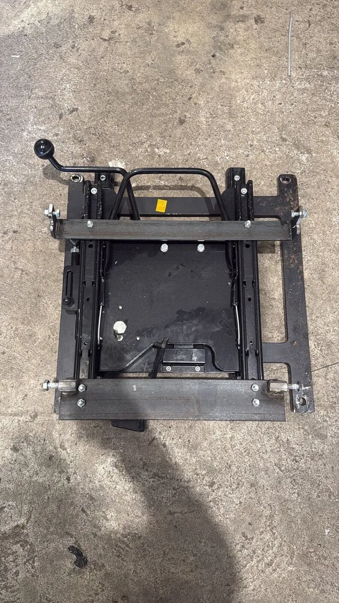 Car Swivel Seat Attachment - Image 2