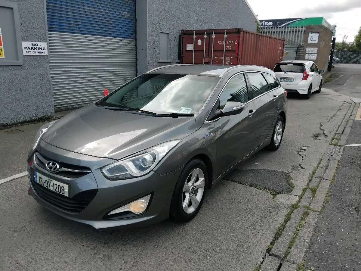 Hyundai i40 nct out - Image 2