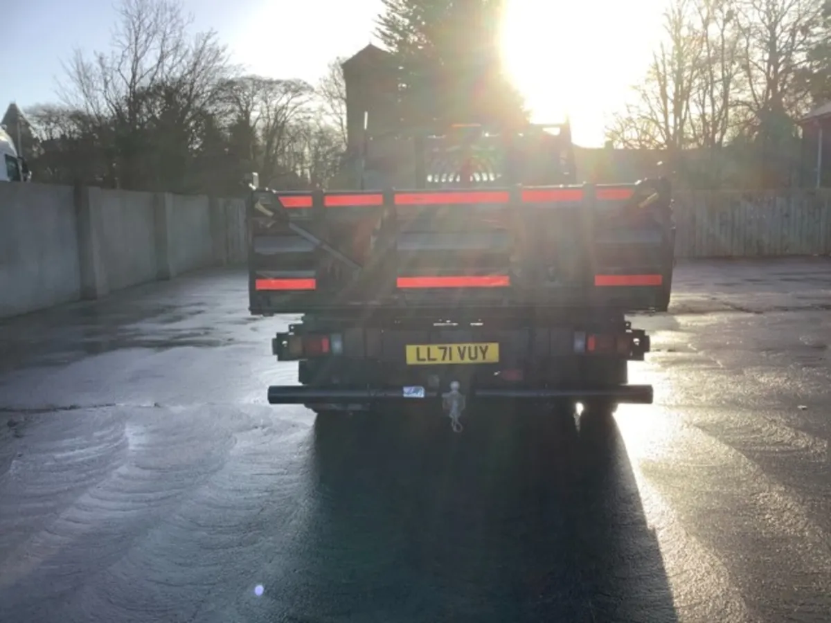 4x2 7.5T Dropside Tipper - Image 4
