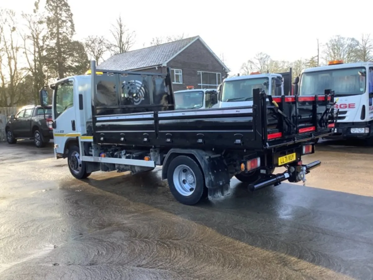 4x2 7.5T Dropside Tipper - Image 3