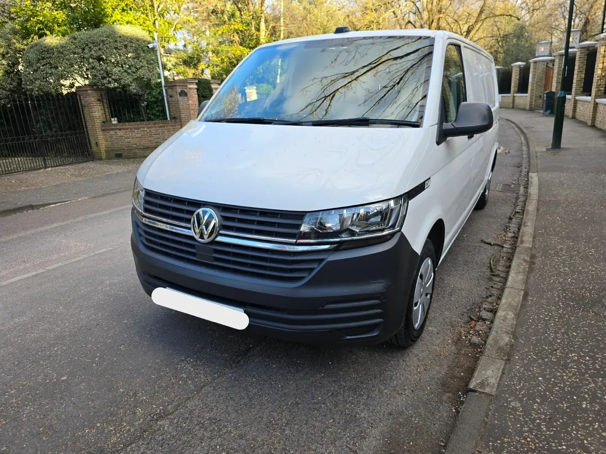 Volkswagen Transporter 2023 - Image 1