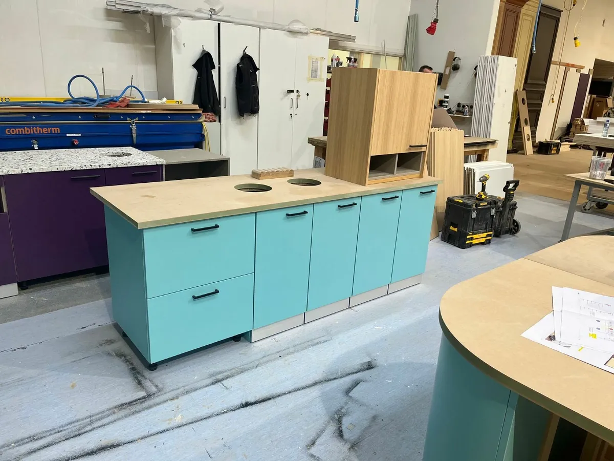 Kitchen - Image 2