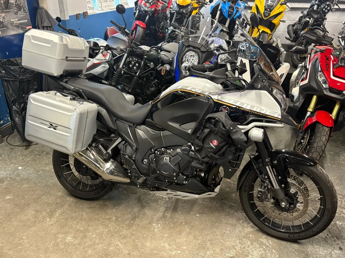2015 Honda Crossrunner 1200 - Image 2