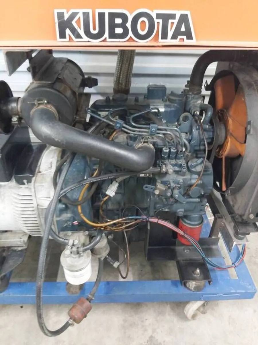 Kubota D1105 Engine with 8Kva Linz generator - Image 2