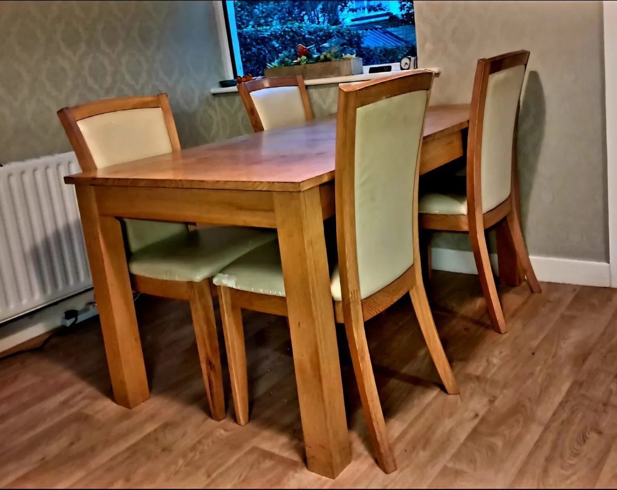 Kitchen Table and Chairs
