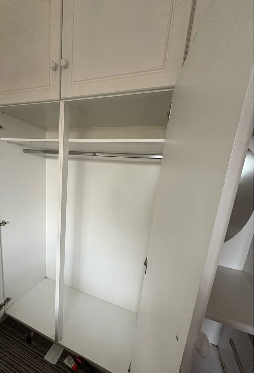 Built In Wardrobe - Image 3