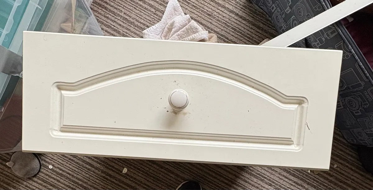Built In Wardrobe - Image 4