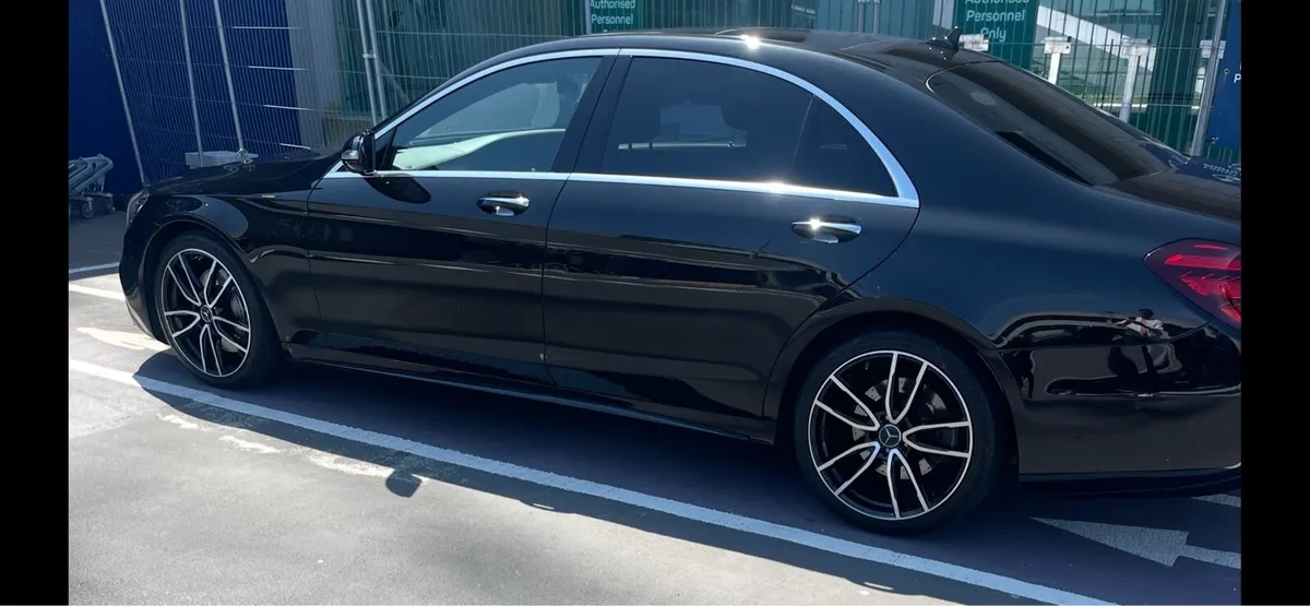 Mercedes Alloy Wheels 20” - Image 1