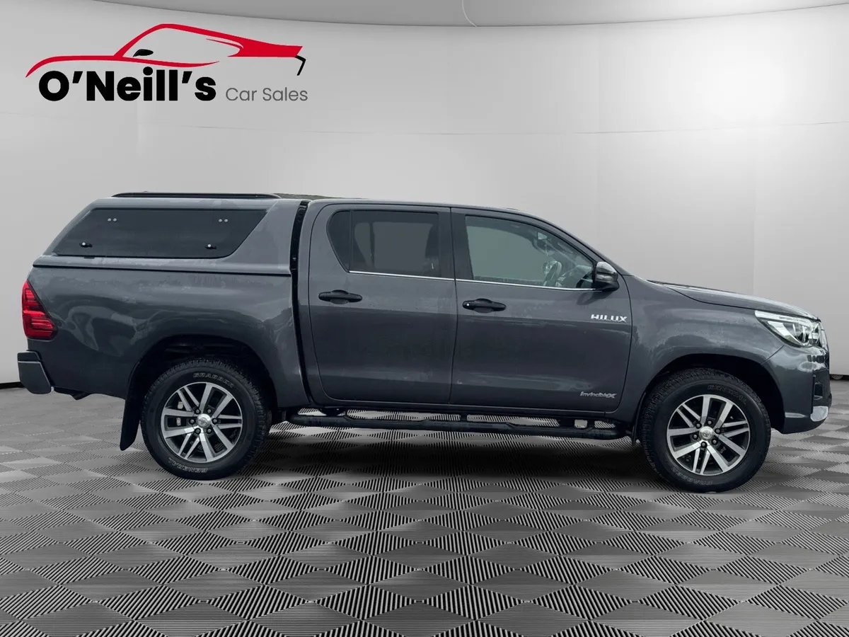 Toyota Hilux 2020 INVINCIBLE X D-4D AUTO #268 - Image 2