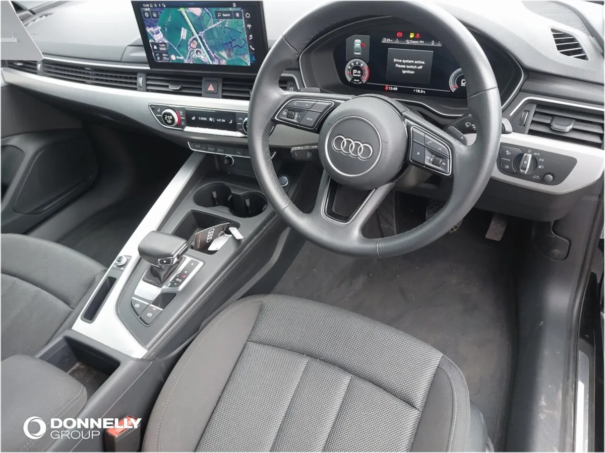 Audi A4 Saloon Technik - Image 3
