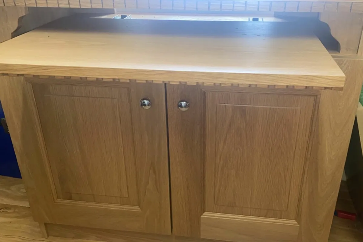 Oak TV Unit - Image 4