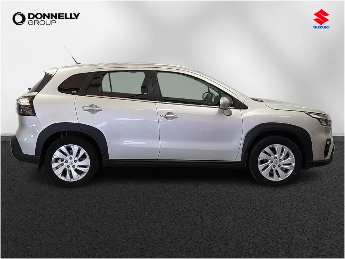 Suzuki S-Cross Hatchback Motion - Image 3