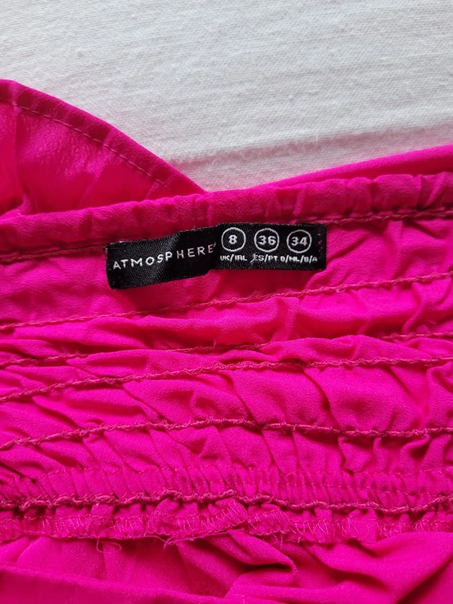 Women’s Fuchsia Strapless Elegant Top - Image 2