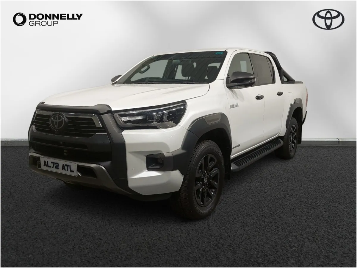 Toyota Hilux Diesel Invincible X - Image 3