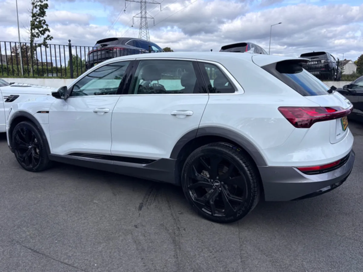 2022 AUDI E-TRON TECHNIK 55 QUATTRO 95KwH BATTERY - Image 3