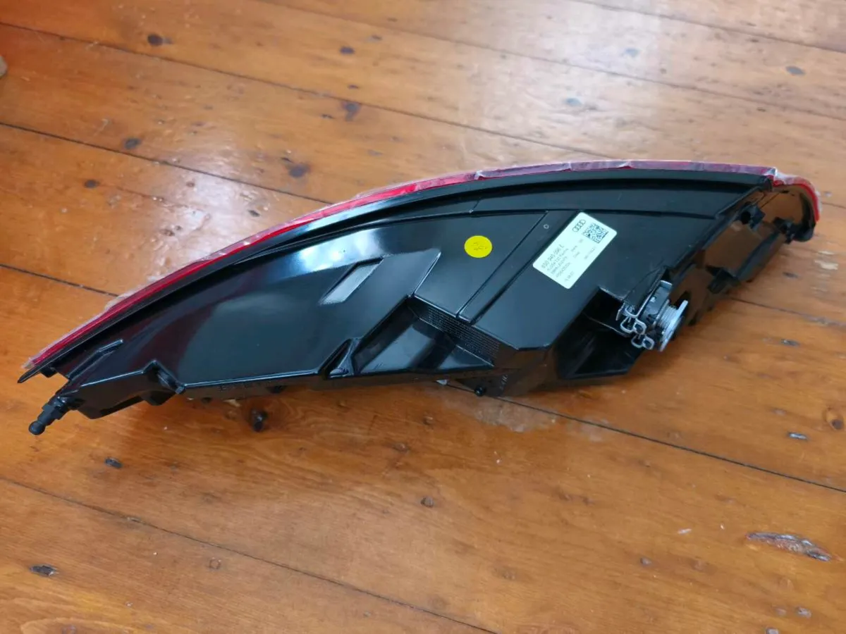 Audi TT MK3 Rear Right Headlight - Image 3