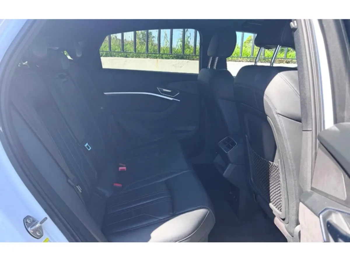 2022 AUDI E-TRON TECHNIK 55 QUATTRO 95KwH BATTERY - Image 4