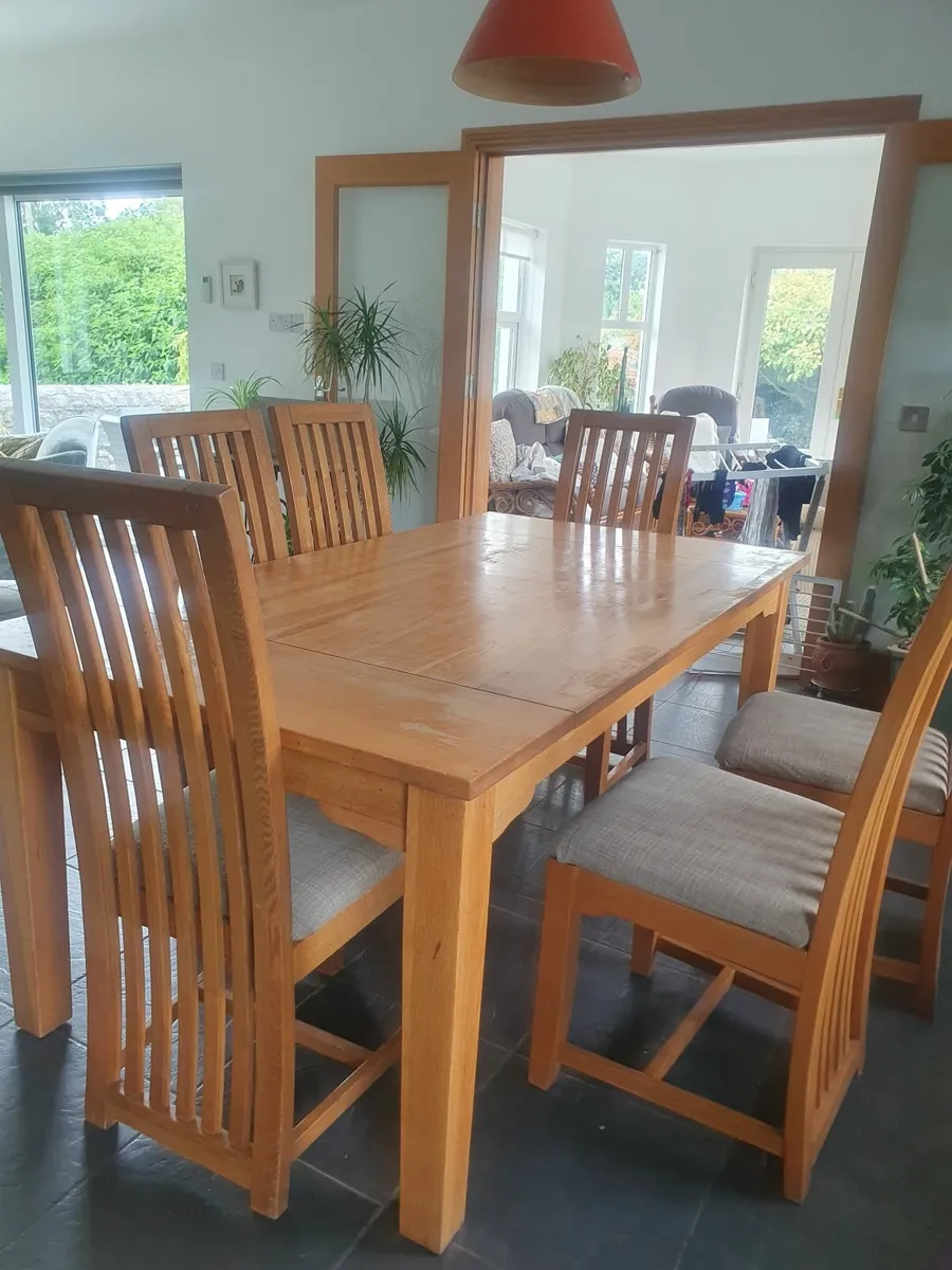 Kitchen Table and 6 chairs. - Image 1