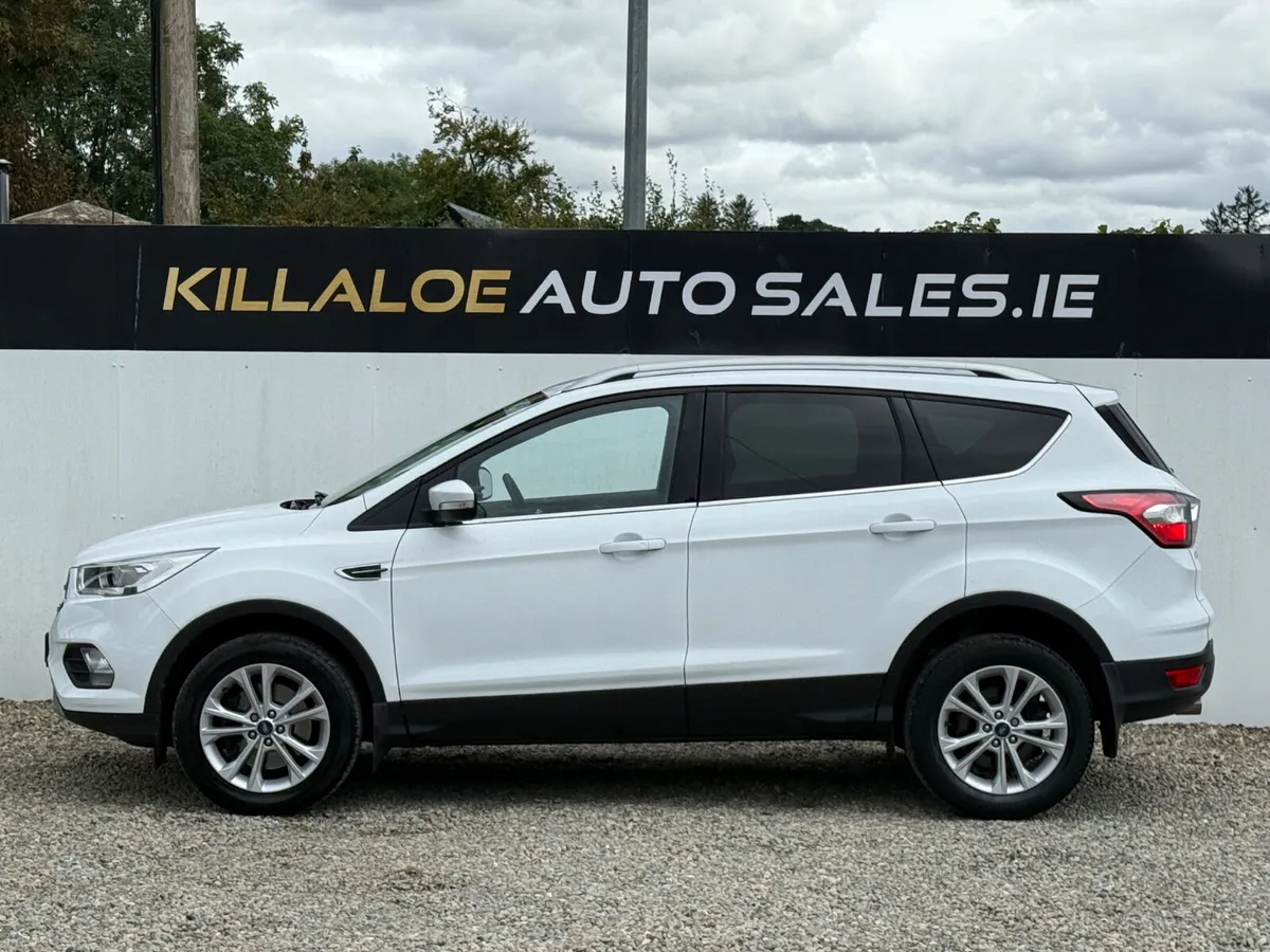 Ford Kuga 1.5TDCI Titanium (Very Low Miles) - Image 4