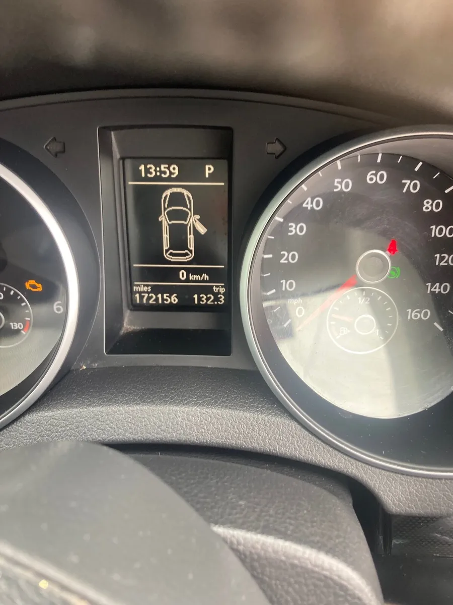 Car - Image 2