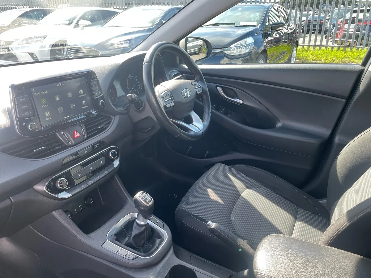 Hyundai i30 1.6L Diesel - Image 3