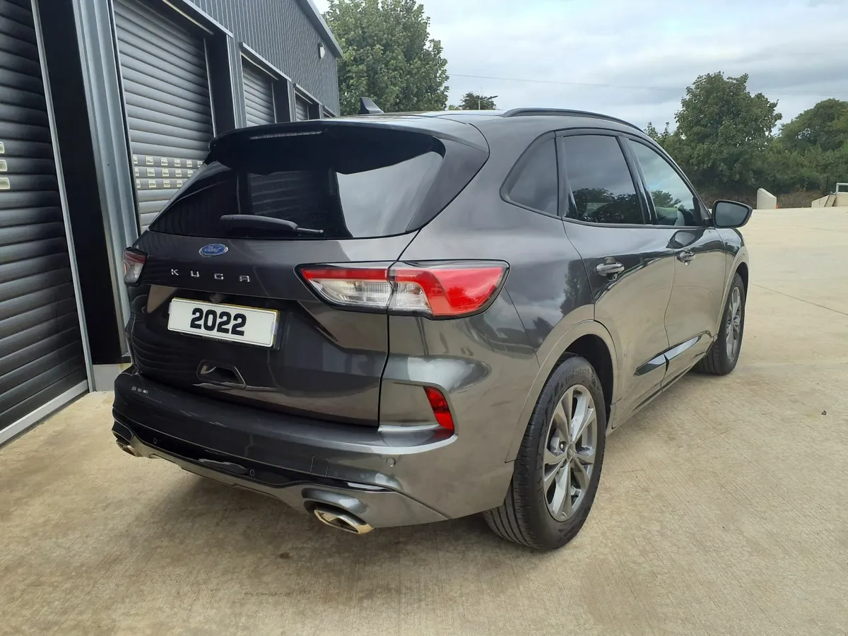 Ford Kuga 2022 - Image 4
