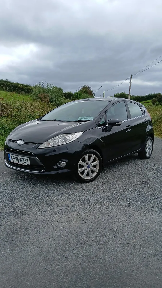 2009 Ford fiesta - Image 1