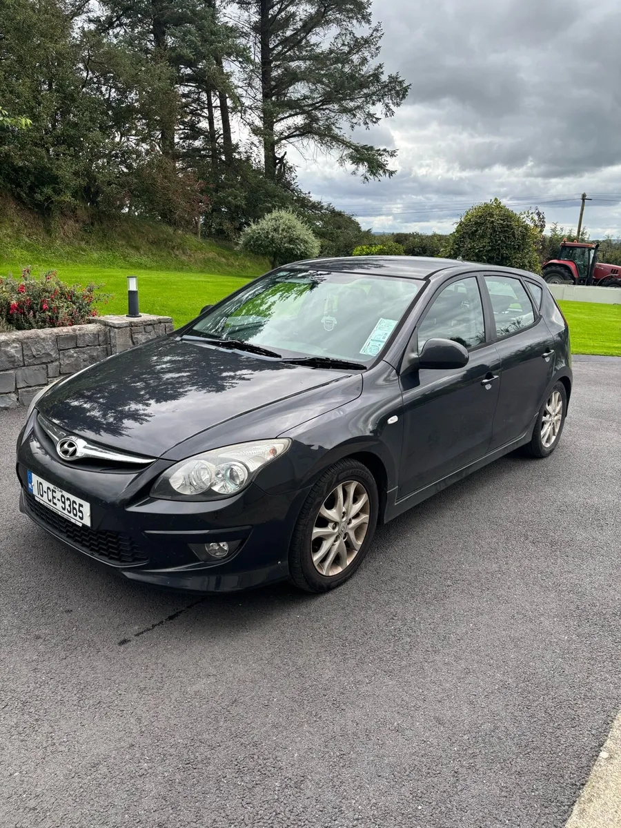 Hyundai i30 - Image 1