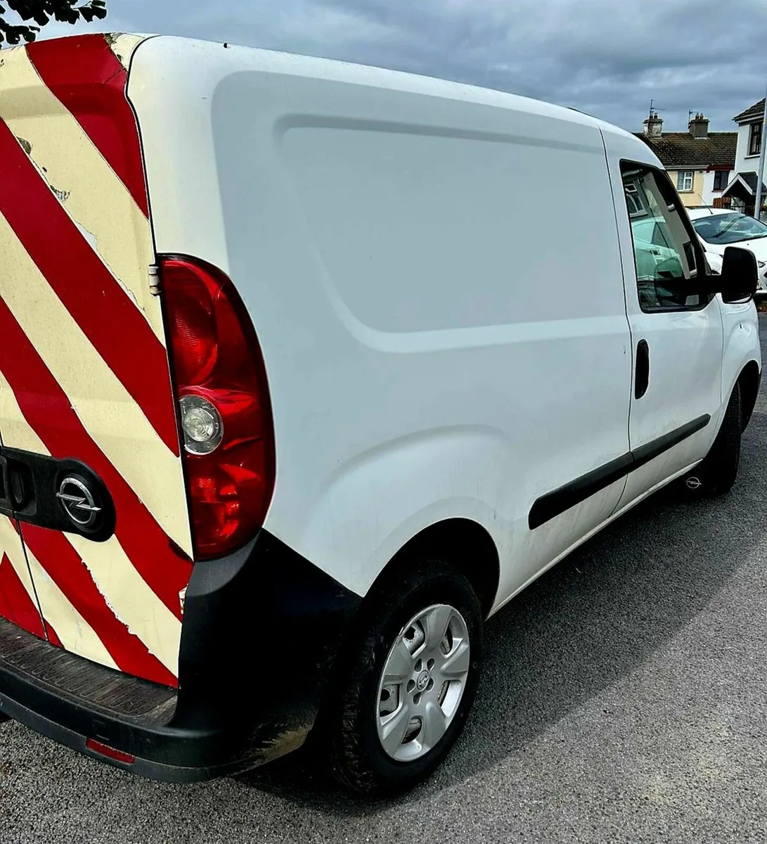 132 Opel combo 1.2 cdti  - New CRVT - Image 4