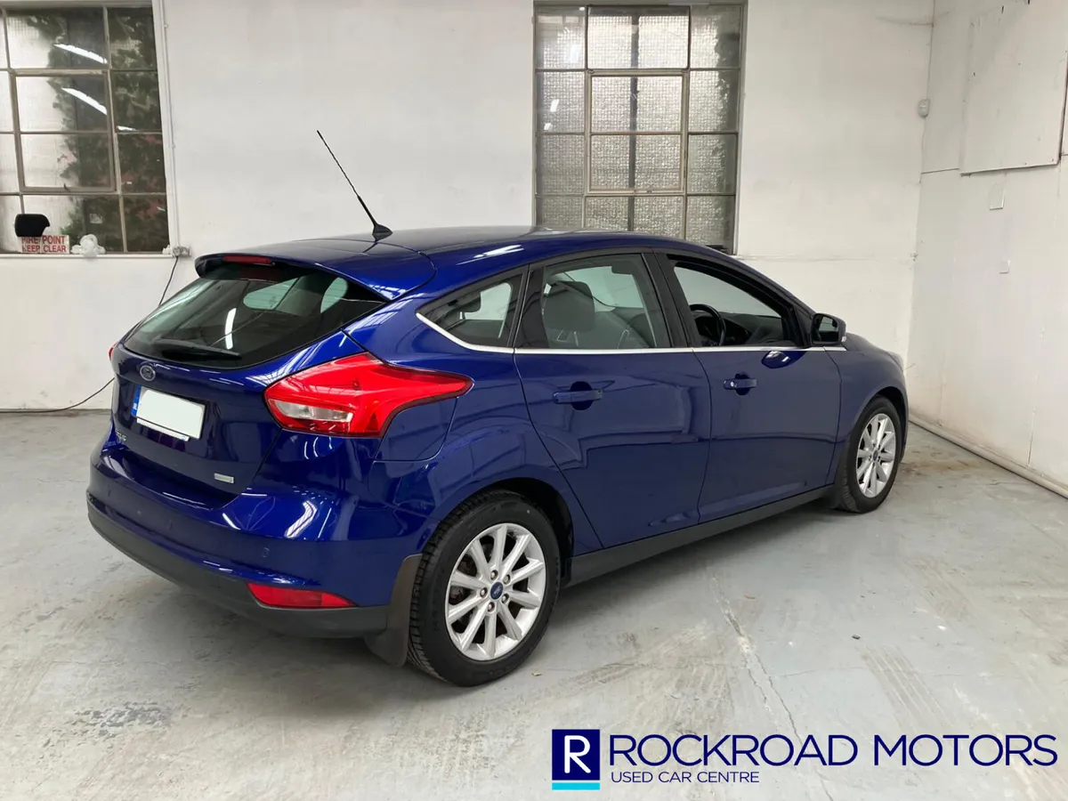 Ford Focus 	TITANIUM 5DR 1.0, 2017 - Image 3