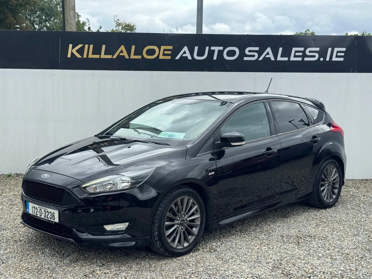 2017 Ford Focus ST-Line 1.0 - Image 3