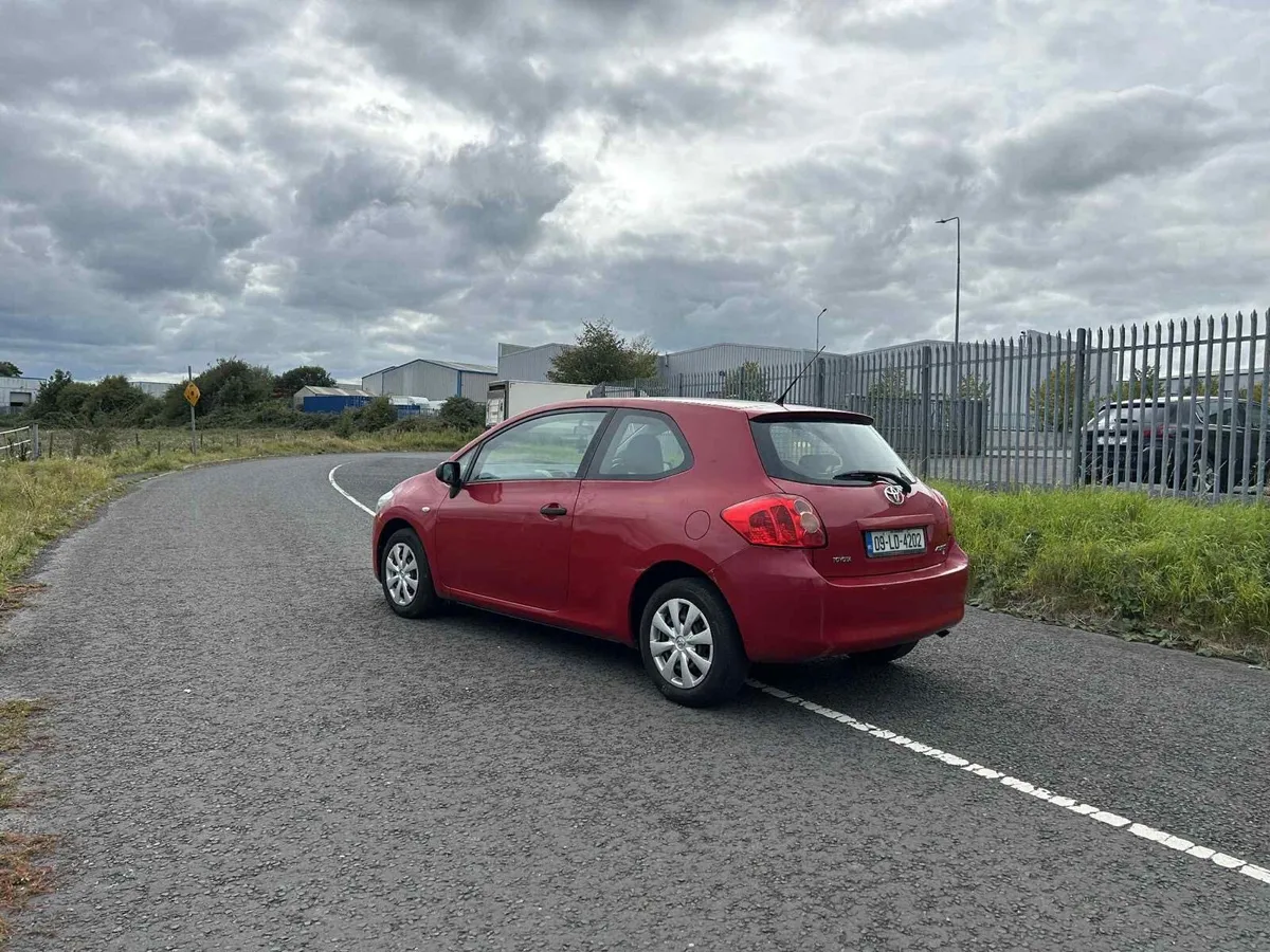 Toyota Auris 1.4 Diesel - Image 3