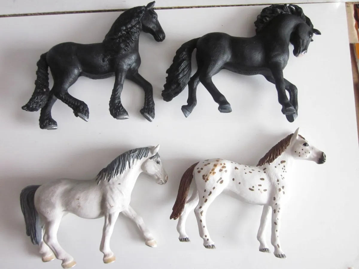 Schleich Horse Figures  X4 - Image 4