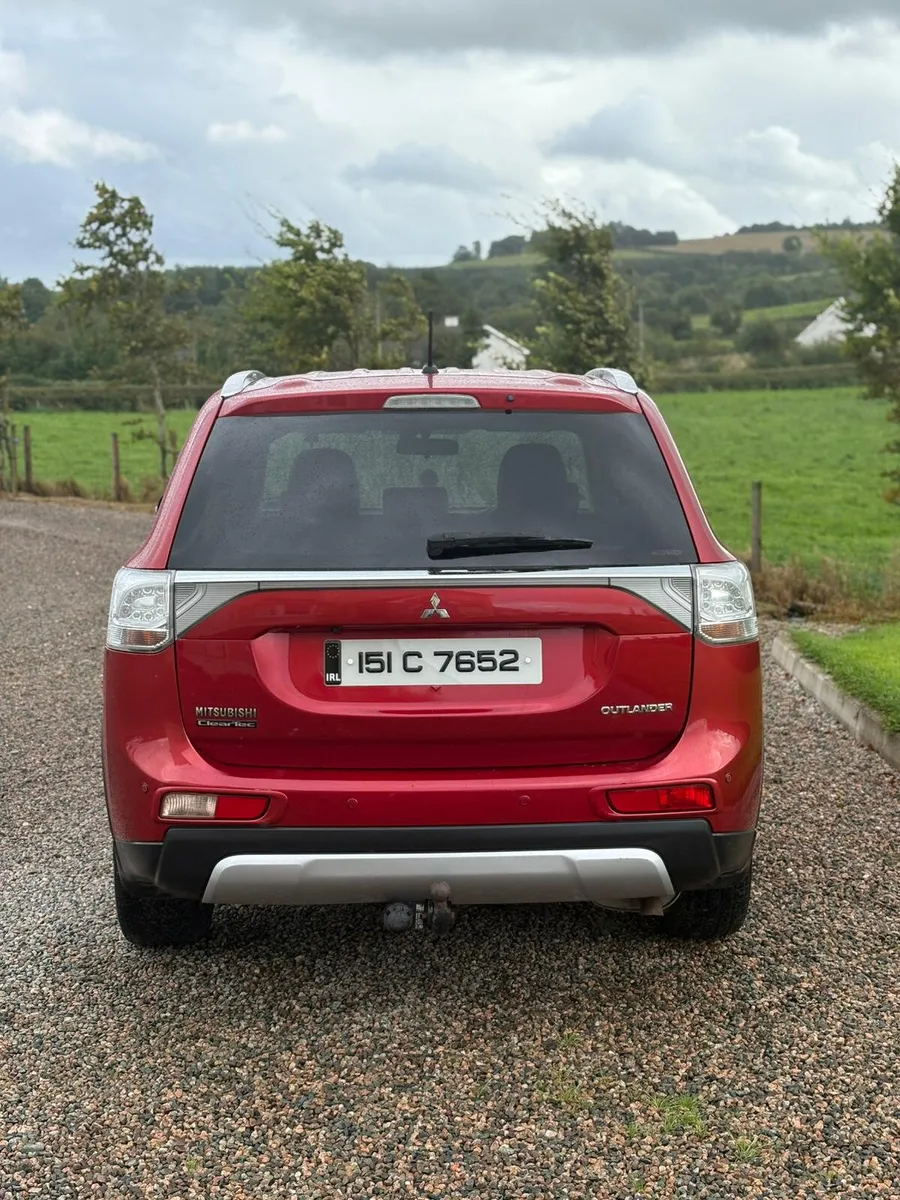 151 Mitsubishi Outlander 2.3 DID 7 seater - Image 4