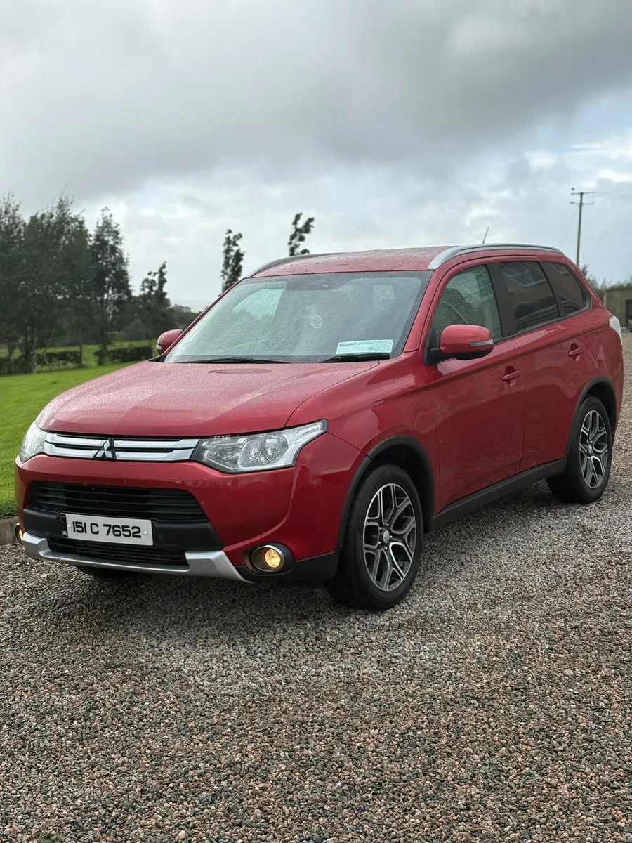 151 Mitsubishi Outlander 2.3 DID 7 seater - Image 2