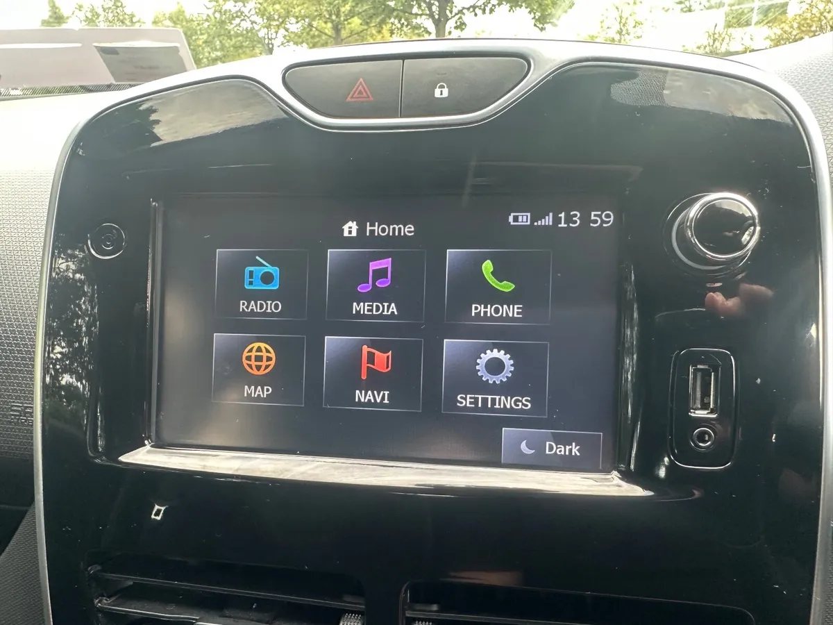 Renault Clio 2015 1.5DCI NEW NCT - Image 2