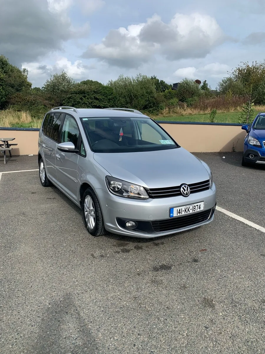 Vw touran 1.6 tdi low mileage - Image 1