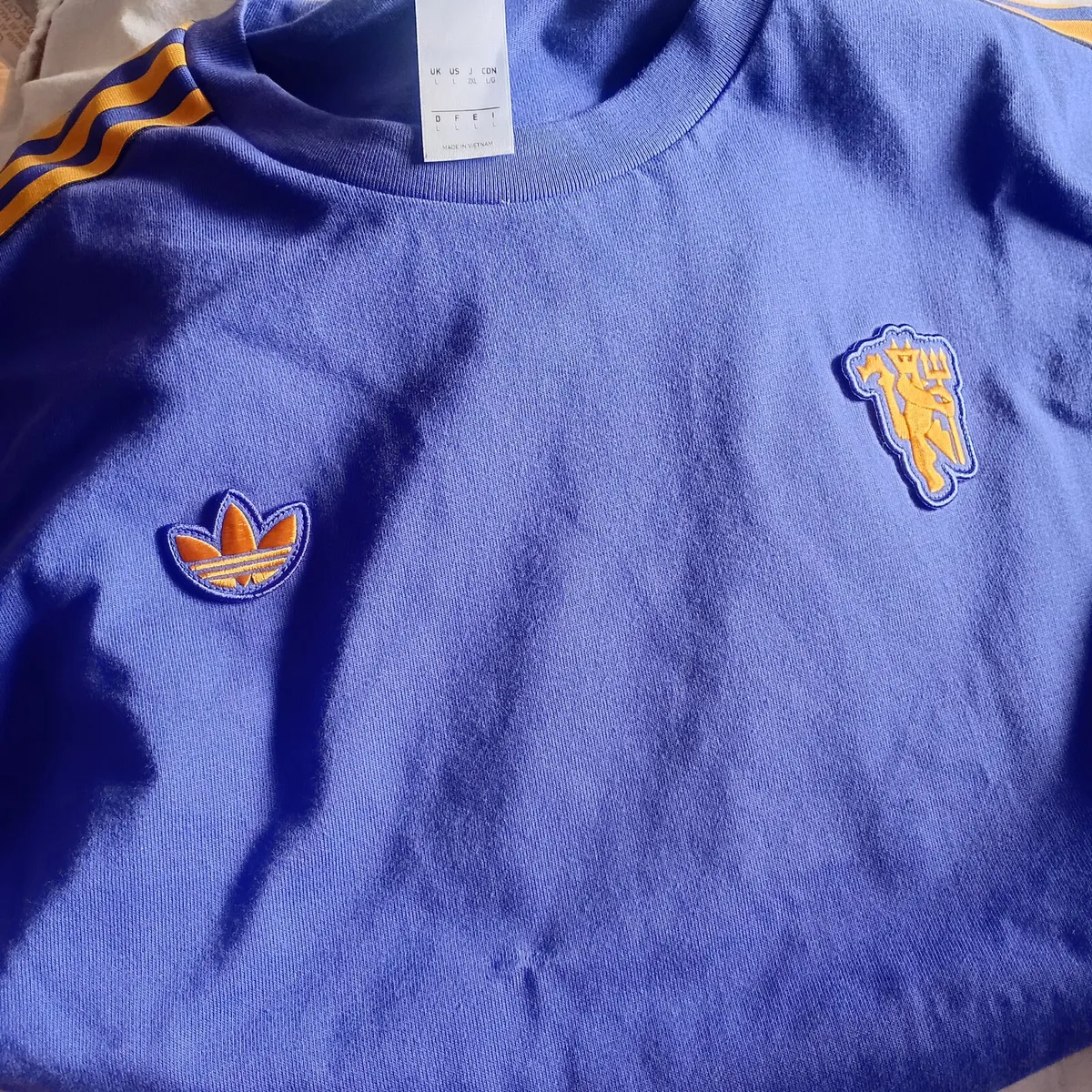 Man utd tshirt - Image 1