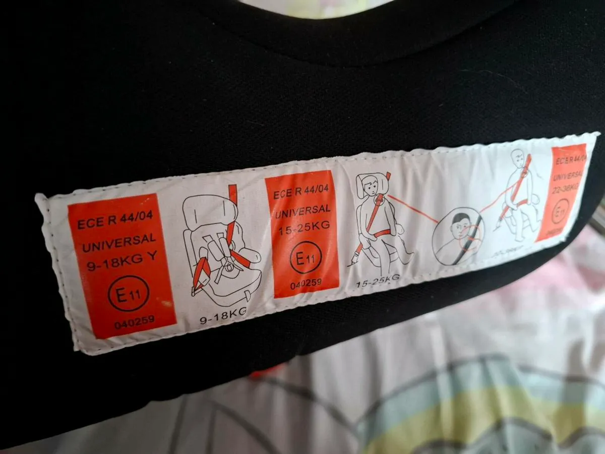Car seats - Image 2