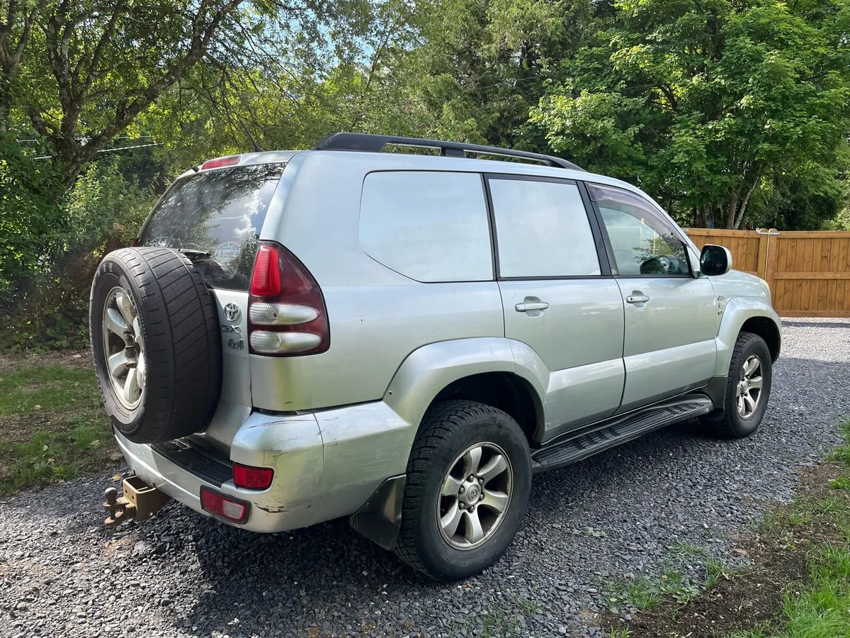 2004 Landcruiser - Image 3