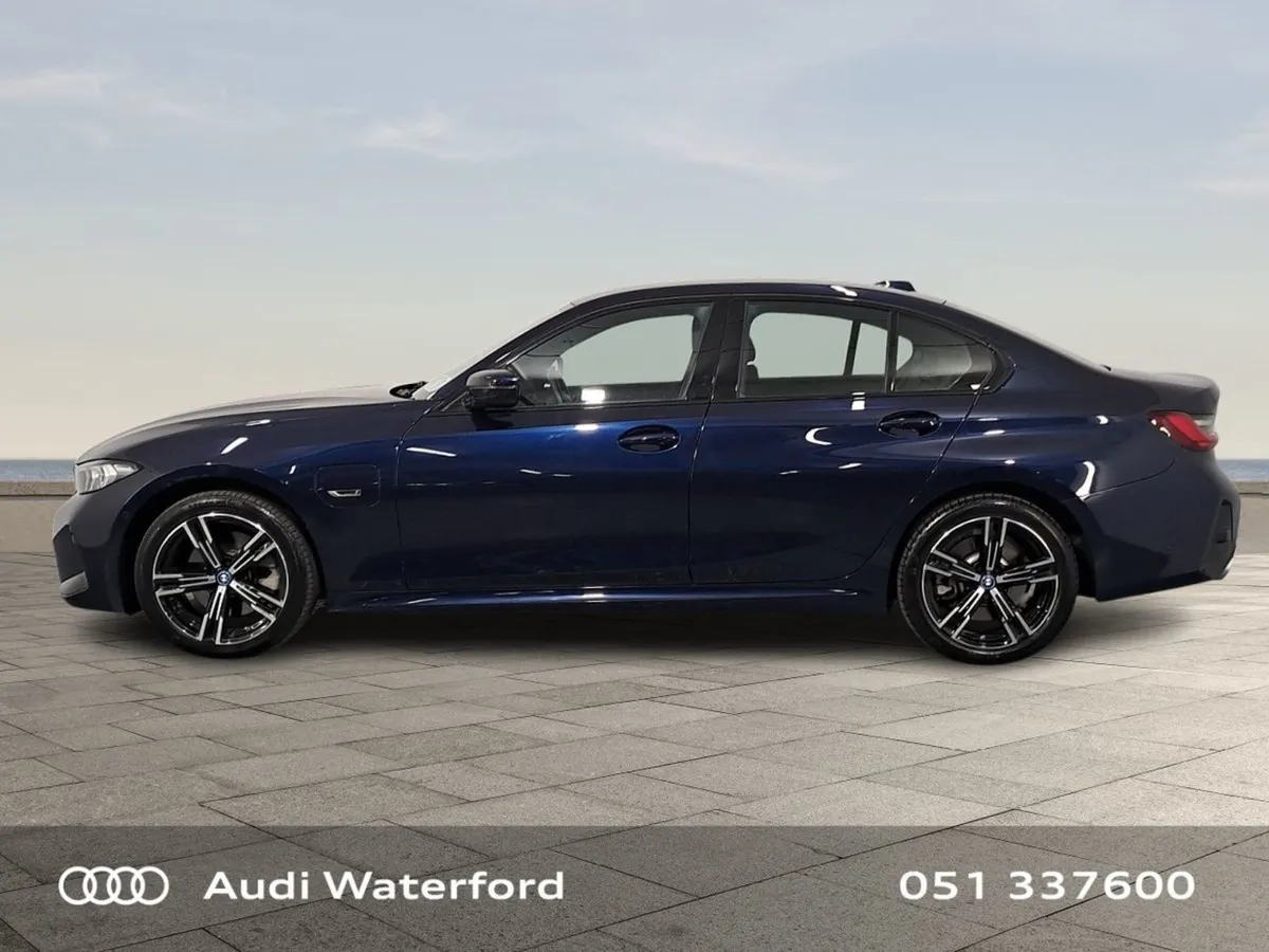 BMW 3 Series  M Sport   hybrid   heated Leather S - Image 4