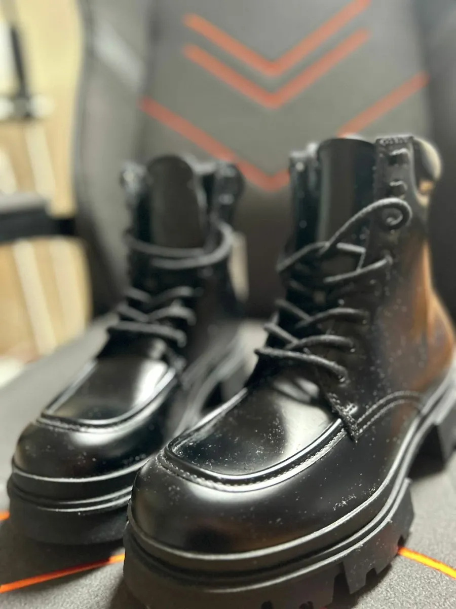 Zara men's boots with tag size 8 (42) - Image 1