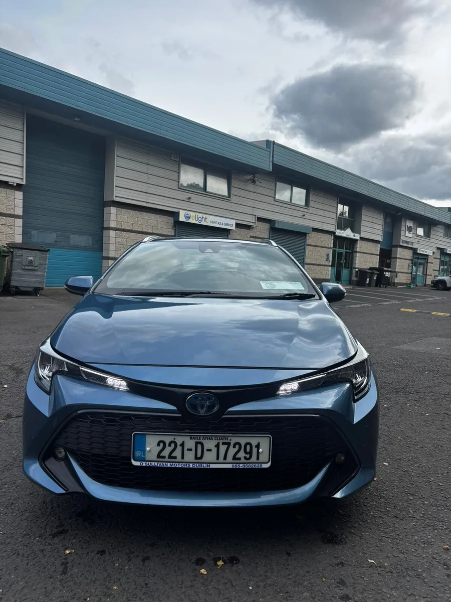 Toyota Corolla Luna / 2022/Auto /1.8 Petrol Hybrid - Image 2