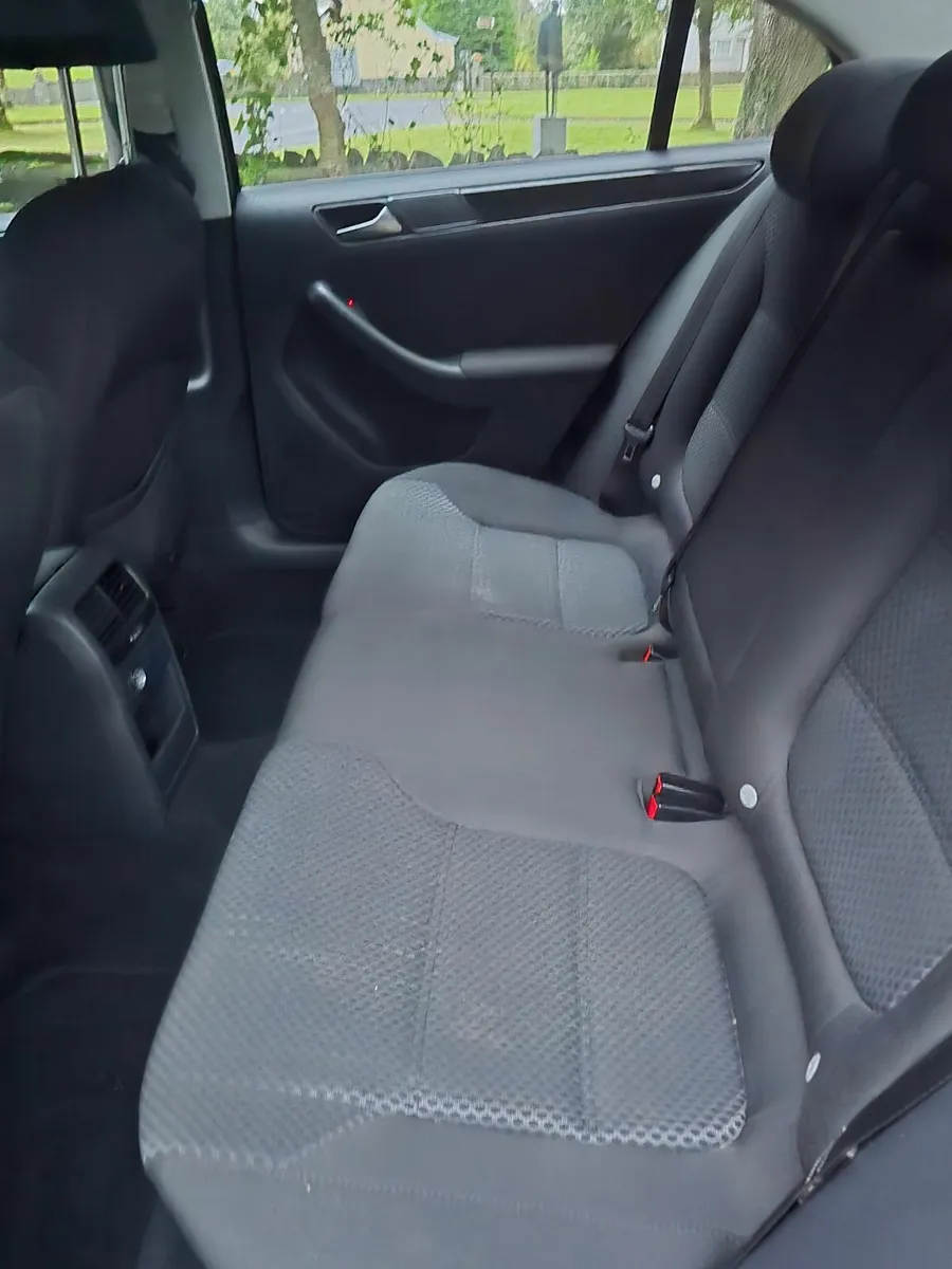# Spotless vw jetta # - Image 4