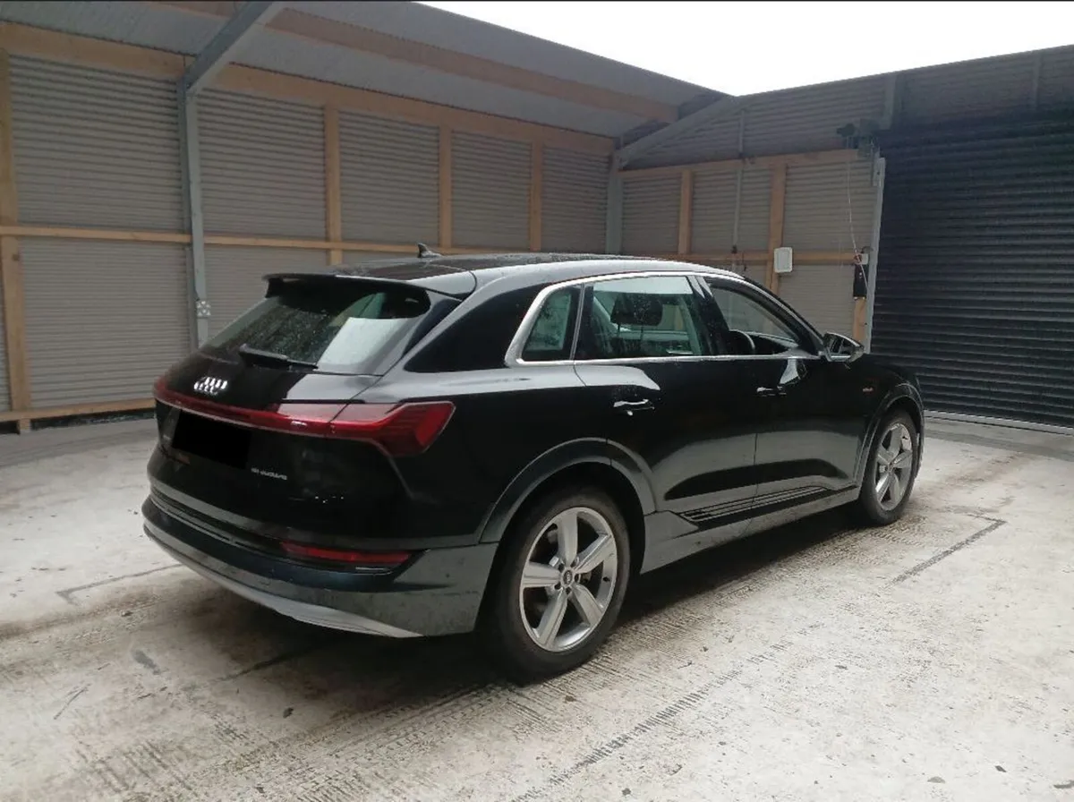 2022 AUDI E-TRON TECHNIK 55 QUATTRO 95KwH BATTERY - Image 3